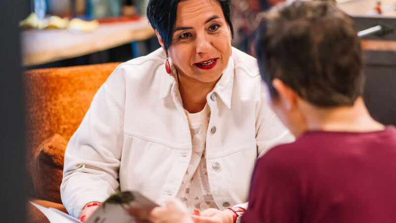 Een intake met een businesscoach is geen vrijblijvend kennismakingsgesprek. Het is het moment waarop je snel duidelijk wil krijgen of er een echte match is, of je vraag scherp genoeg is en of coaching je vooruit zal helpen.